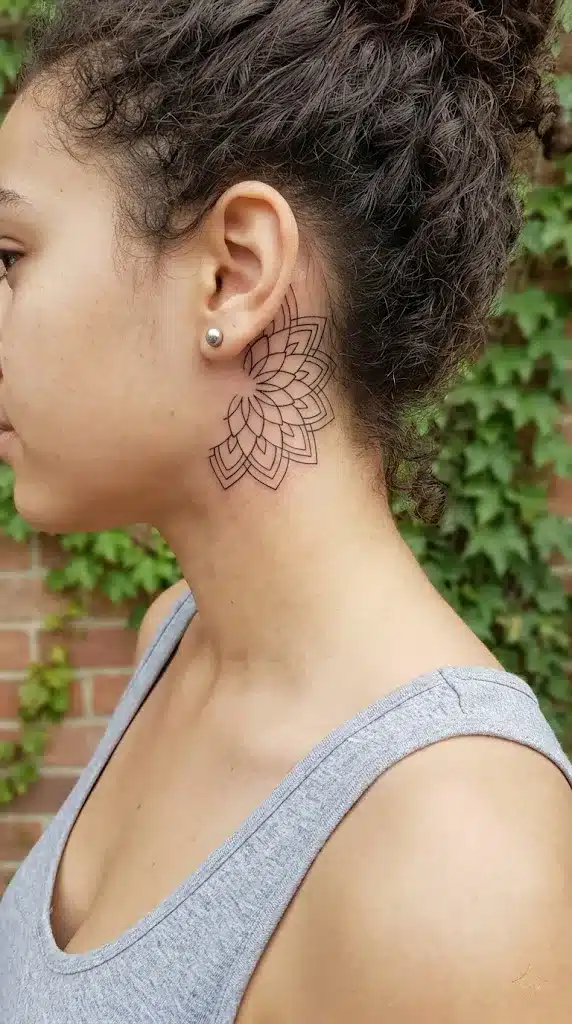 Fineline Abstract Ear-Curving Mandala